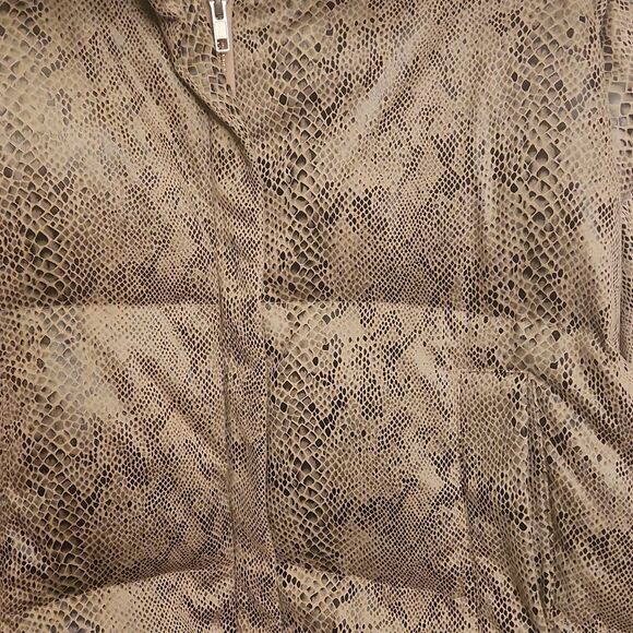 Tyler Boe Tan Python-Print Puffer Bomber Jacket Size L - Picture 2 of 10